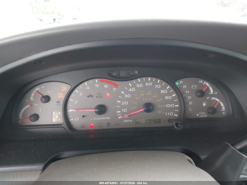 2003 TOYOTA SEQUOIA auction photo 7