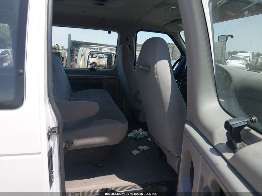 2000 FORD E-350 SUPER DUTY auction photo 8