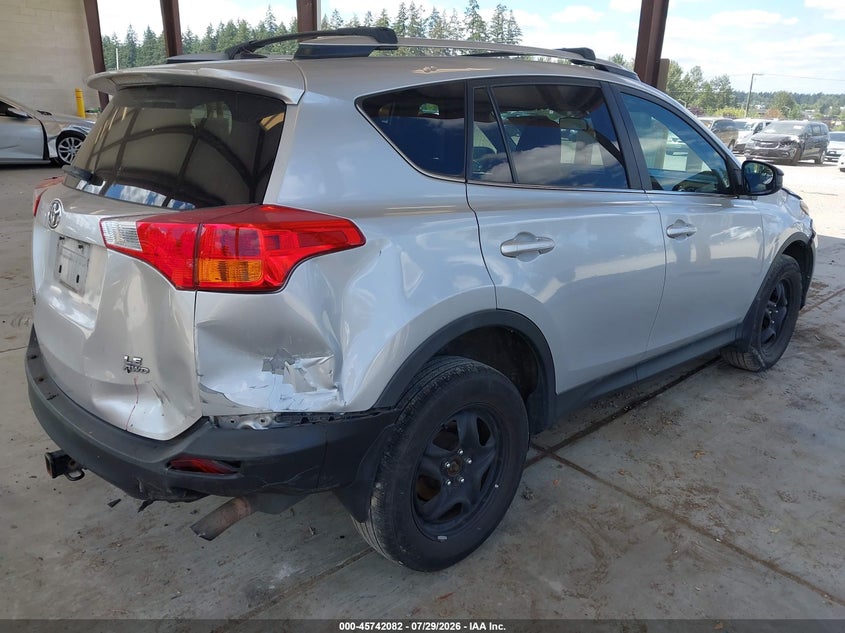 2015 TOYOTA RAV4 auction photo 4