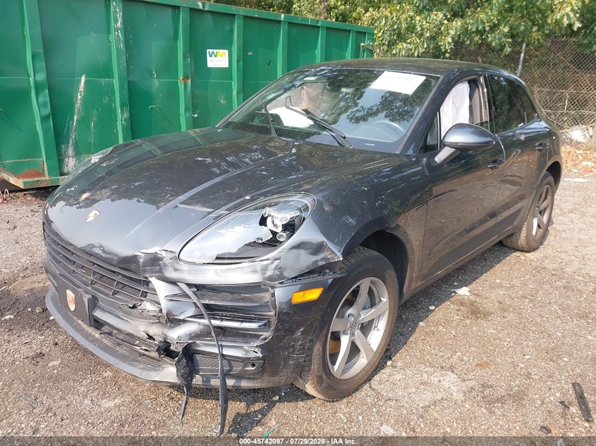 2020 PORSCHE MACAN auction photo 2