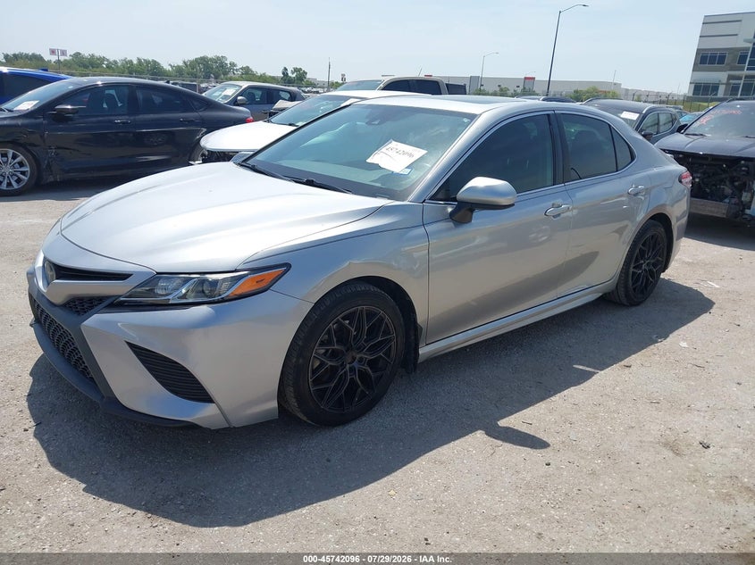 Vin: 4t1g11ak7lu349229, lot: 46240801, toyota camry se 20202