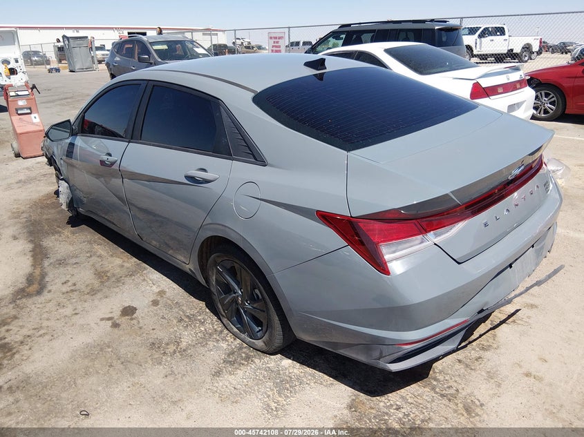 Vin: kmhlm4ag8nu352582, lot: 46240812, hyundai elantra sel 20223
