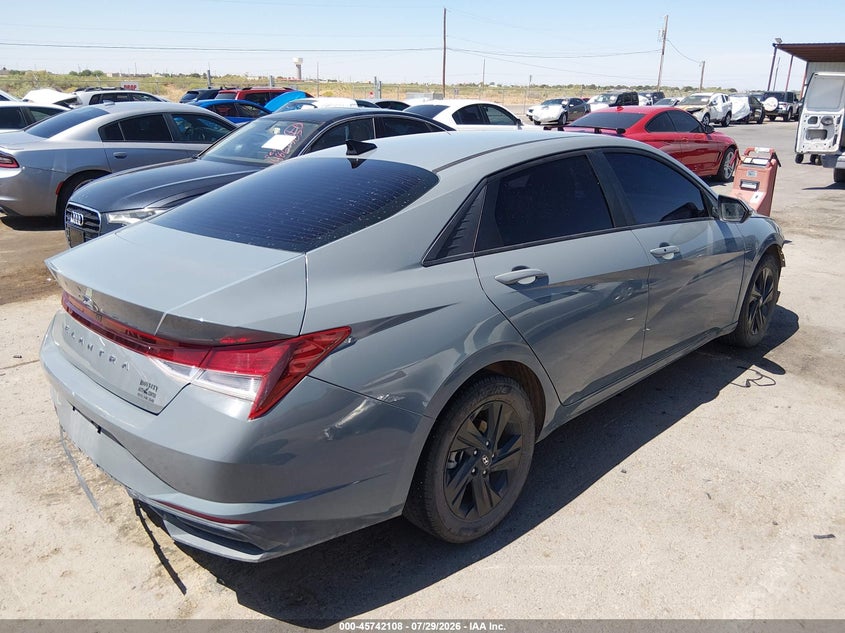Vin: kmhlm4ag8nu352582, lot: 46240812, hyundai elantra sel 20224