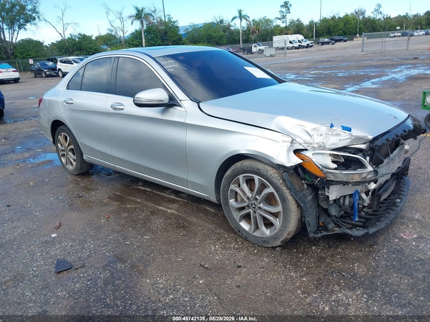 Zdjęcie główne ogłoszenia 2018 MERCEDES-BENZ C 300