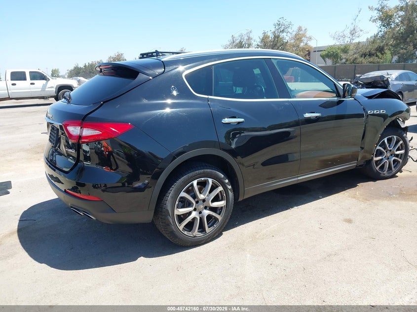 2018 MASERATI LEVANTE — zdjęcie 4