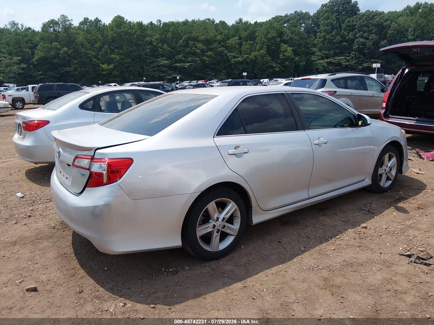 Vin: 4t1bf1fk3cu154510, lot: 46240935, toyota camry se 20124