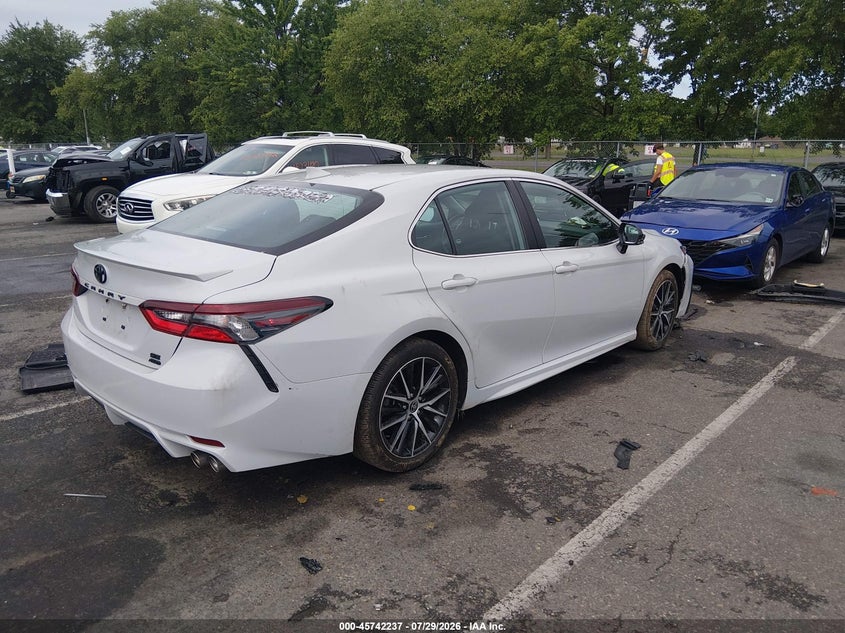 Vin: 4t1t11bk2pu097439, lot: 46240941, toyota camry se awd 20234