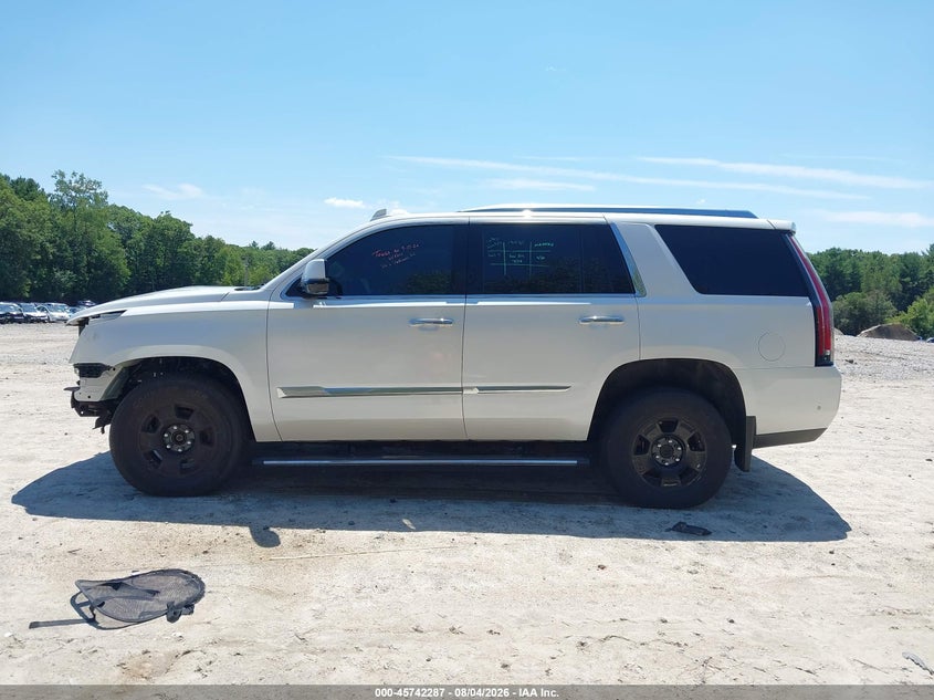 CADILLAC ESCALADE - zdjęcie 14