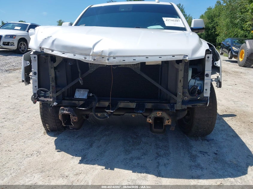 2017 CADILLAC ESCALADE auction photo 6