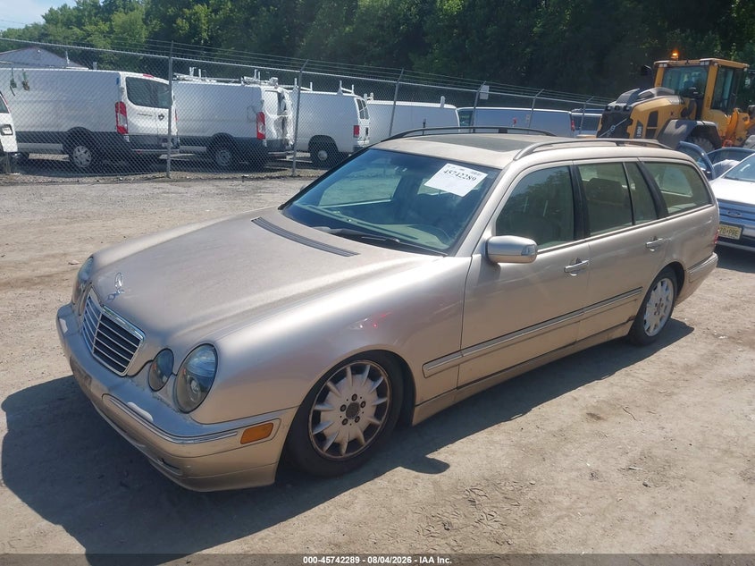 2001 MERCEDES-BENZ E 320 auction photo 2