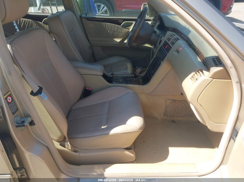 2001 MERCEDES-BENZ E 320 auction photo 5