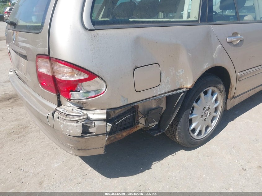 2001 MERCEDES-BENZ E 320 auction photo 6