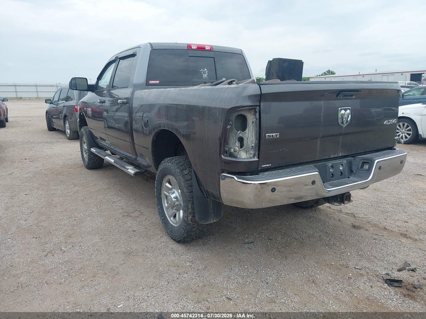 Vin: 3c6tr5dt8eg243344, lot: 46241018, ram 2500 slt 20143