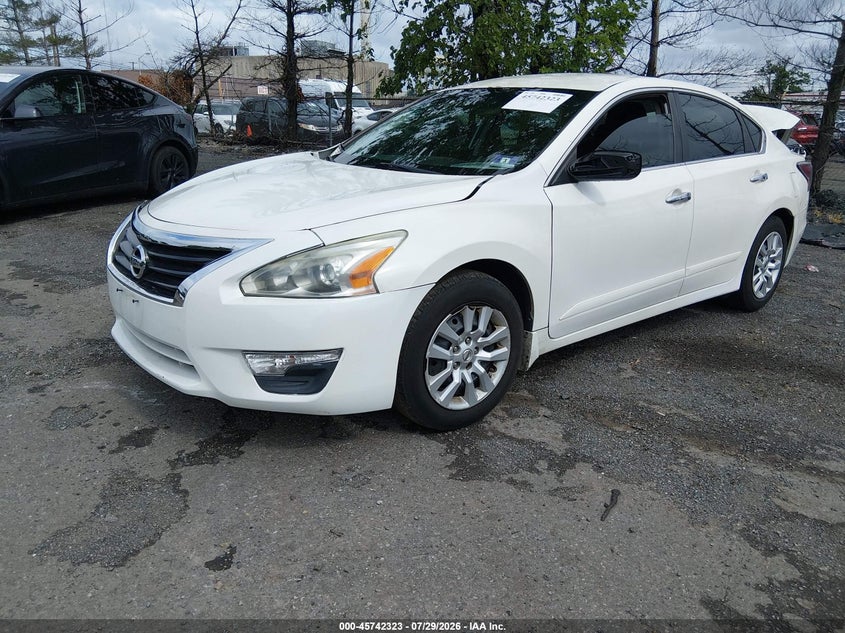 2015 NISSAN ALTIMA auction photo 2