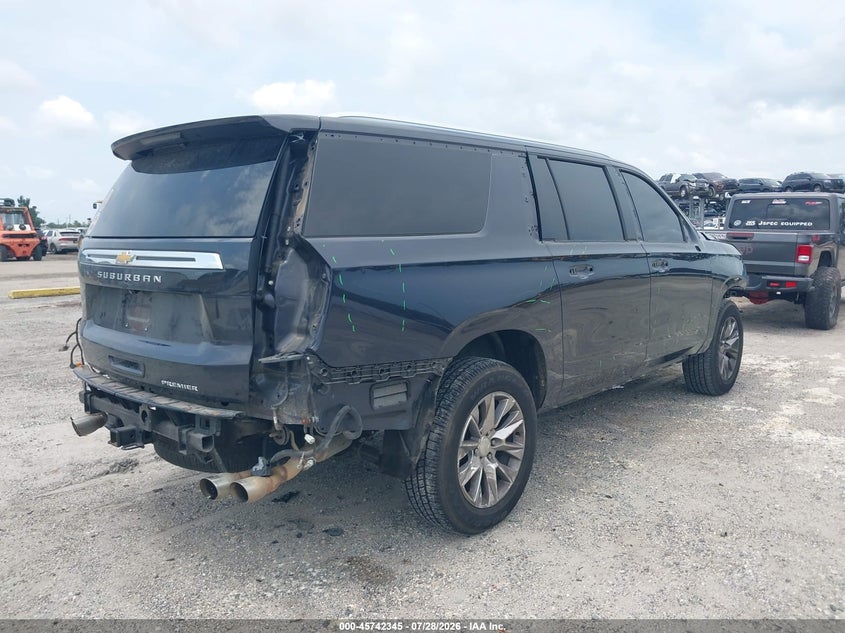 2023 CHEVROLET SUBURBAN auction photo 4