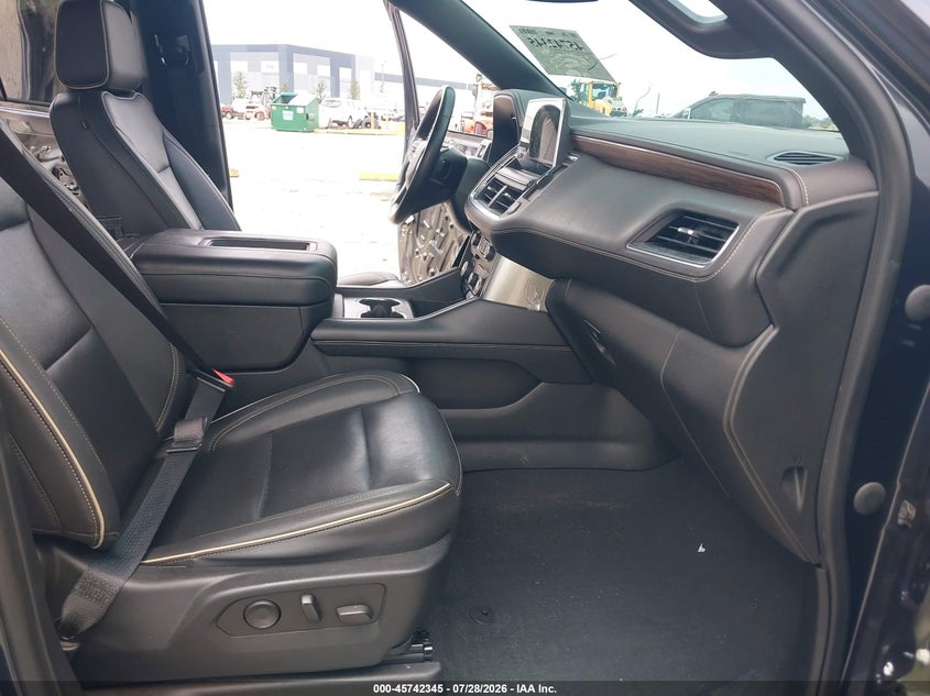 2023 CHEVROLET SUBURBAN auction photo 5