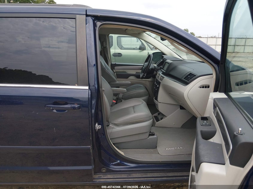 2014 VOLKSWAGEN ROUTAN auction photo 5