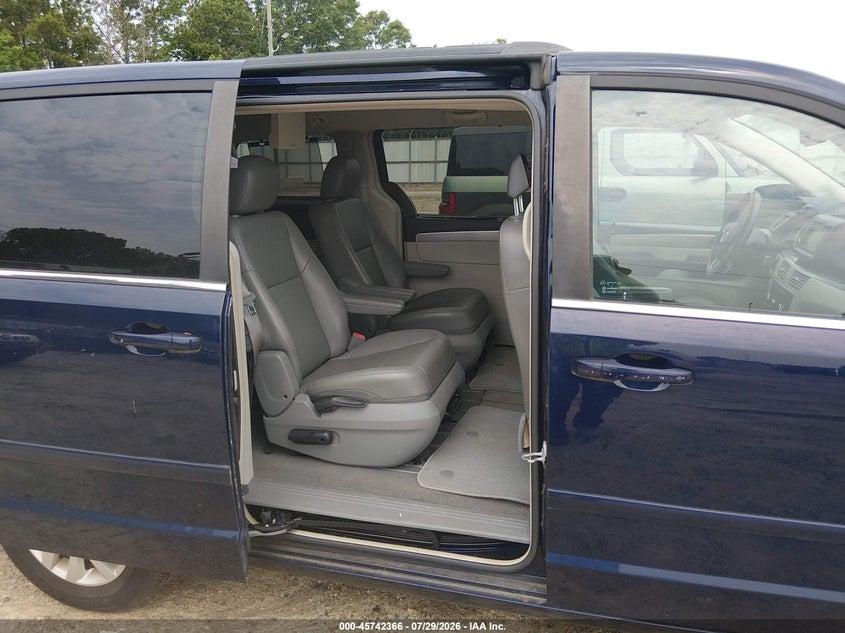 2014 VOLKSWAGEN ROUTAN auction photo 8