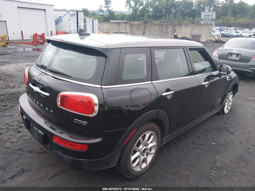 2017 MINI CLUBMAN auction photo 4