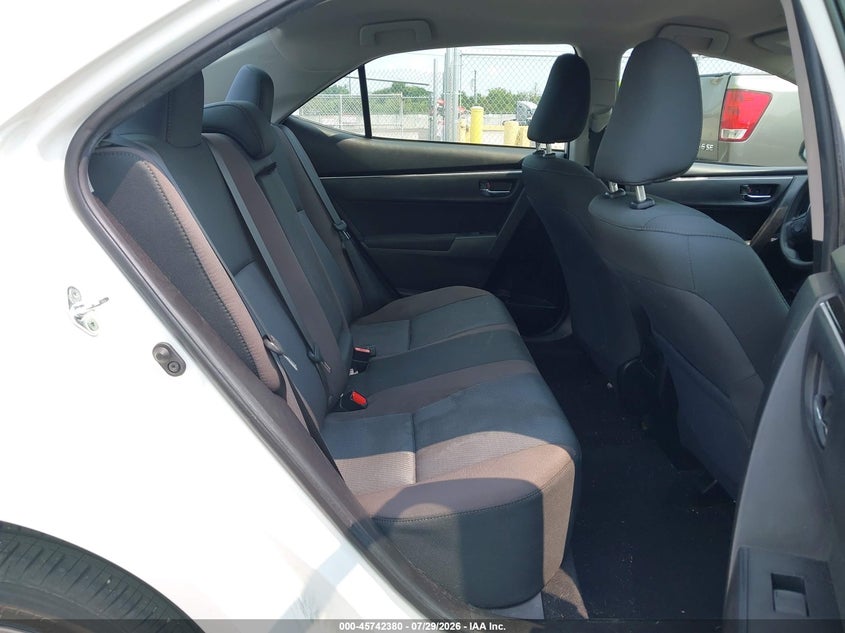 TOYOTA COROLLA - zdjęcie 8