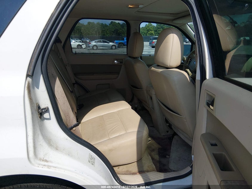 2011 FORD ESCAPE auction photo 8