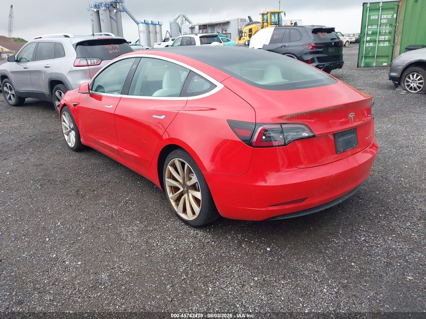 2019 TESLA MODEL 3 auction photo 3