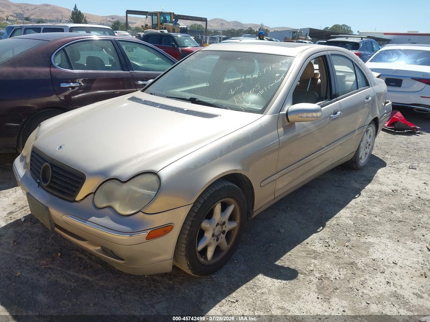 2001 Mercedes-Benz C 320, Удар сзади, IAAI, VIN WDBRF64J21F072990 — фото 2
