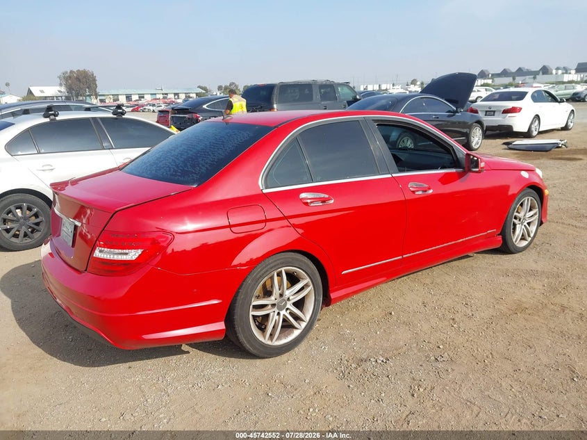 2013 MERCEDES-BENZ C 250 — zdjęcie 4