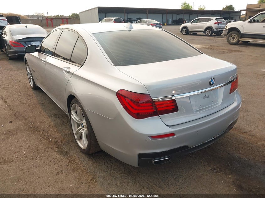 2015 BMW 750I — zdjęcie 3