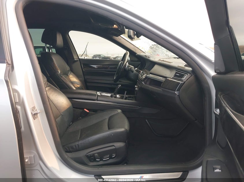 2015 BMW 750I — zdjęcie 5