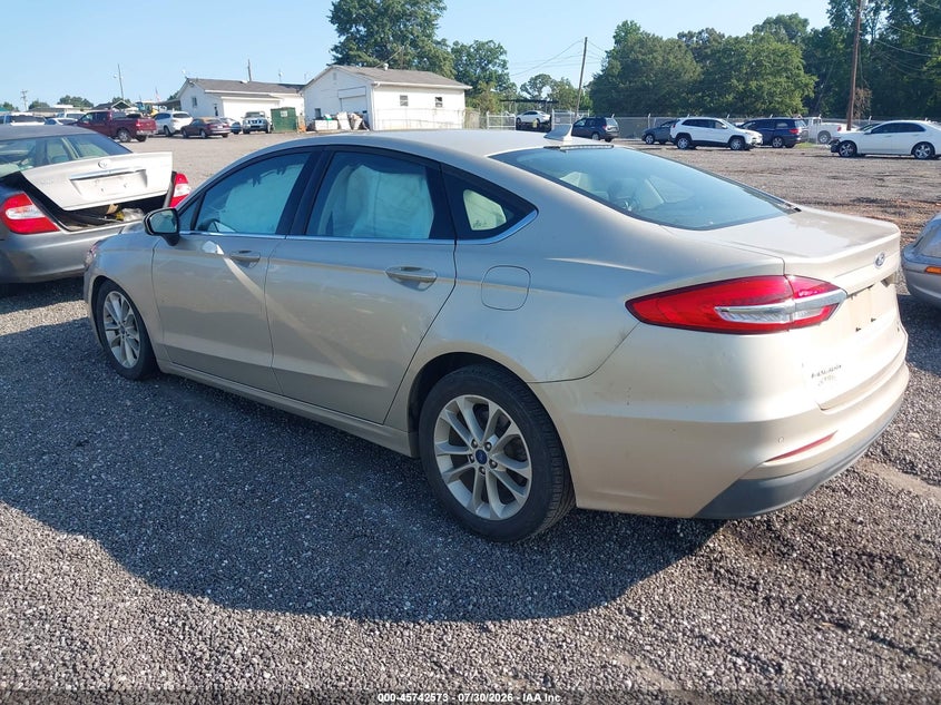 Vin: 3fa6p0hd2kr159883, lot: 46241277, ford fusion se 20193