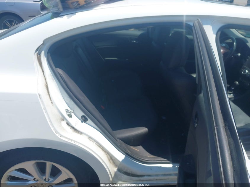 2018 ACURA ILX auction photo 8