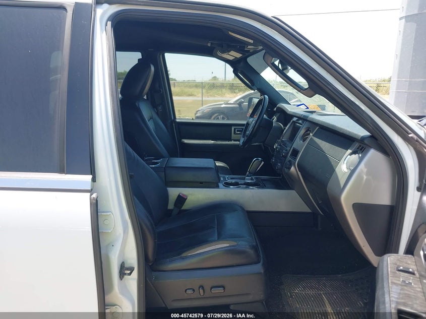 2017 FORD EXPEDITION EL auction photo 5