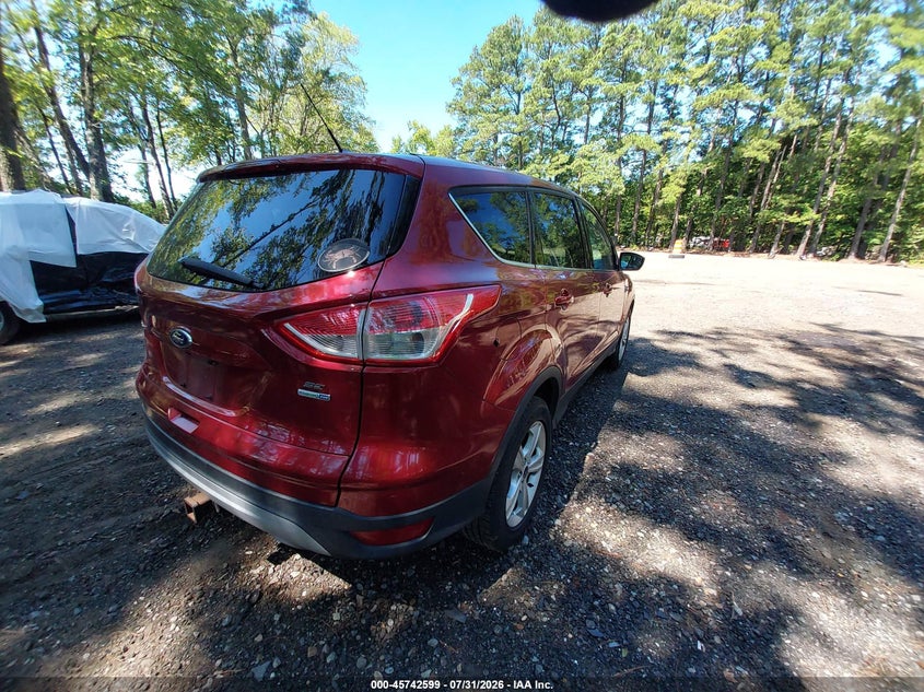 Vin: 1fmcu9g98eua44253, lot: 46241303, ford escape se 20144
