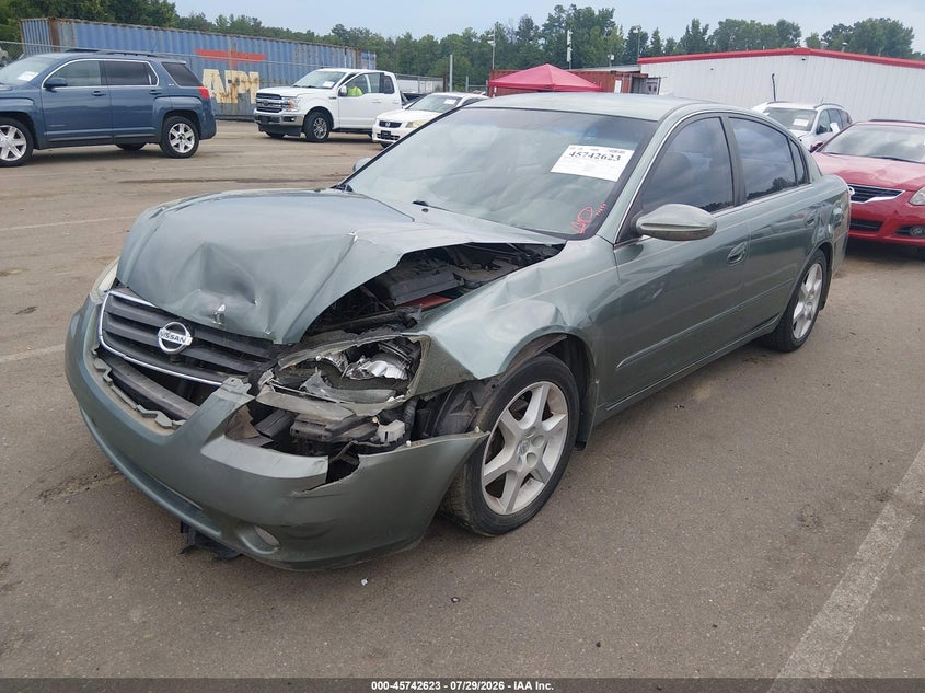 2002 NISSAN ALTIMA auction photo 2