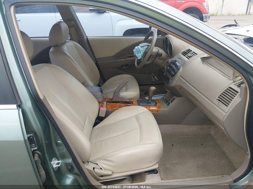2002 NISSAN ALTIMA auction photo 5
