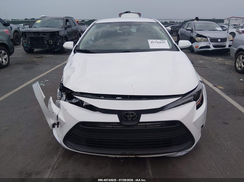 TOYOTA COROLLA - zdjęcie 13