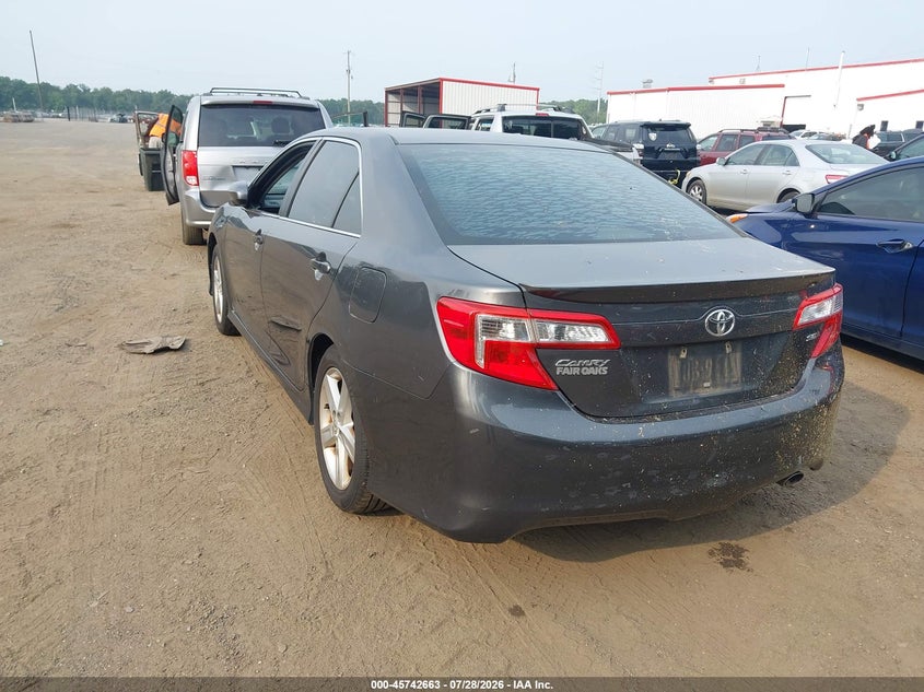 2012 TOYOTA CAMRY auction photo 3