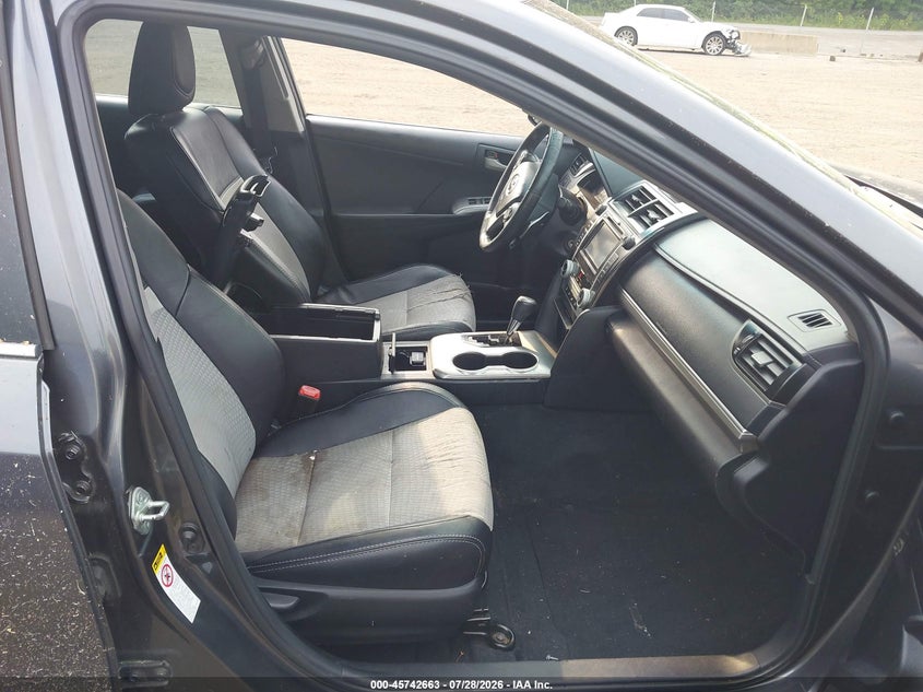 2012 TOYOTA CAMRY auction photo 5