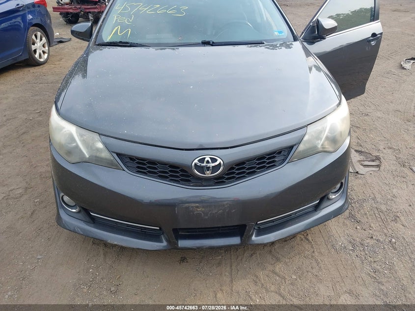 2012 TOYOTA CAMRY auction photo 6