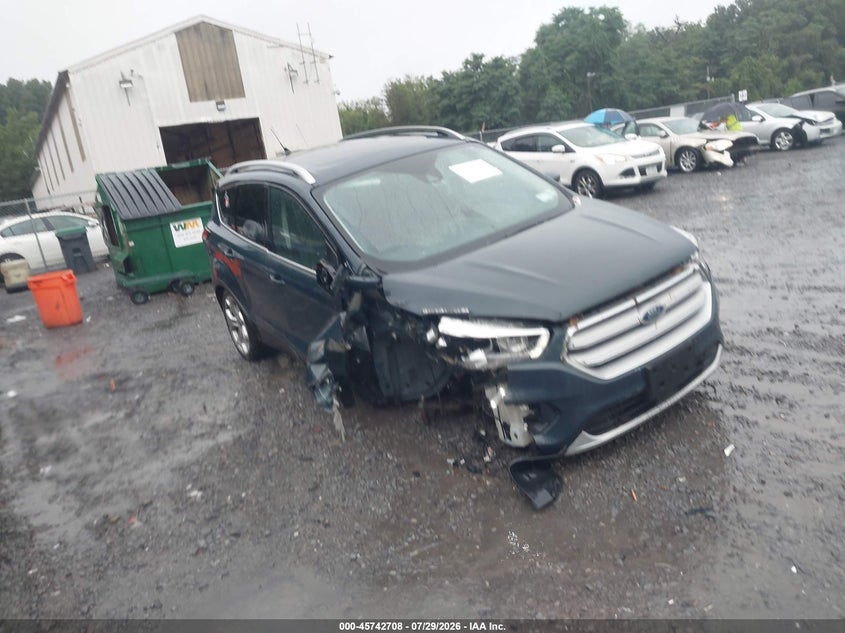 2019 FORD ESCAPE auction photo 1