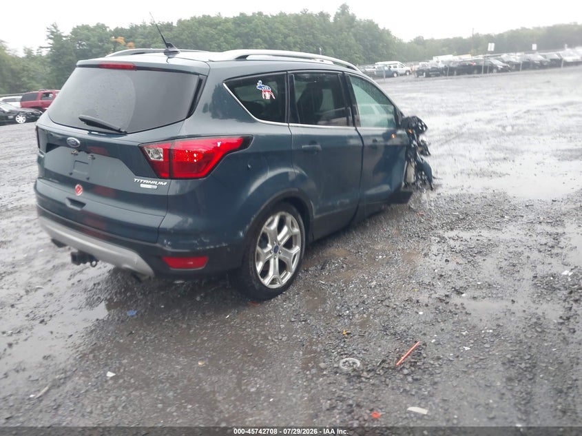2019 FORD ESCAPE auction photo 4