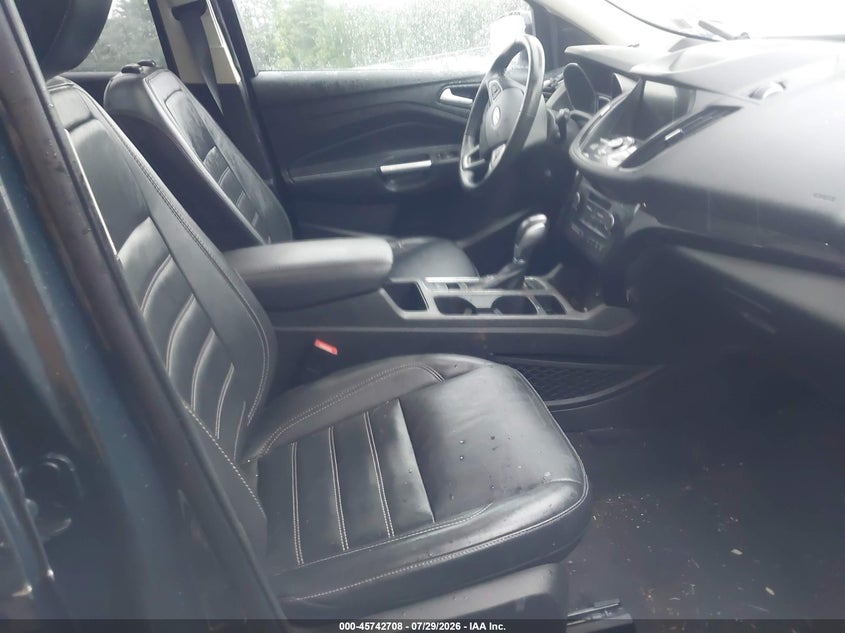 2019 FORD ESCAPE auction photo 5