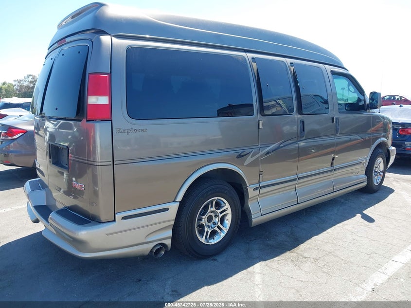2004 GMC SAVANA auction photo 4