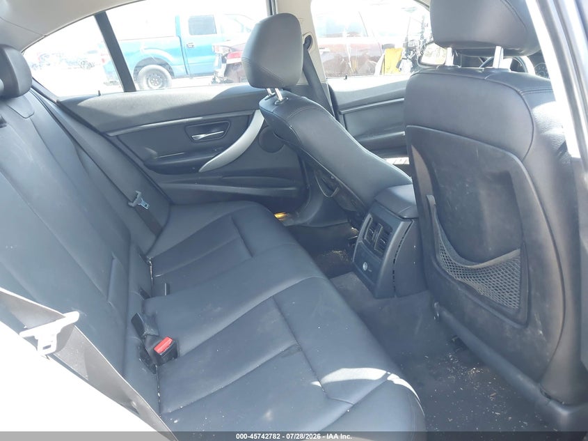 2013 BMW 328I auction photo 8