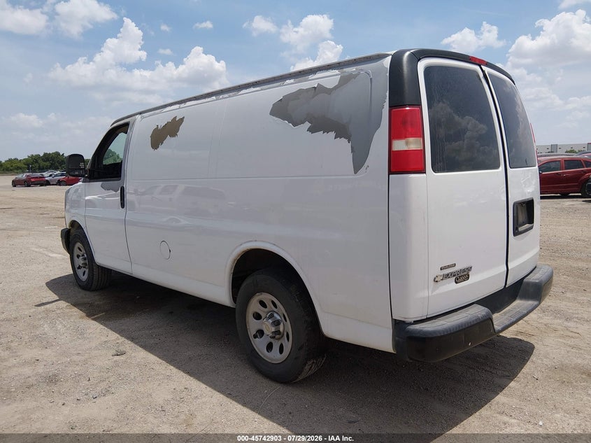 2011 CHEVROLET EXPRESS 1500 auction photo 3