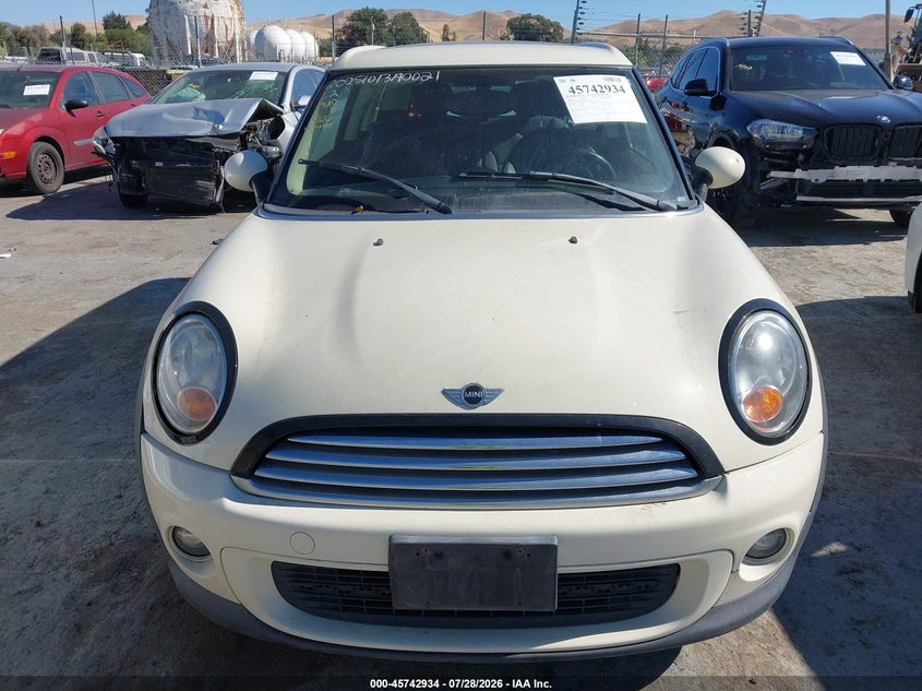 2014 MINI CLUBMAN auction photo 6