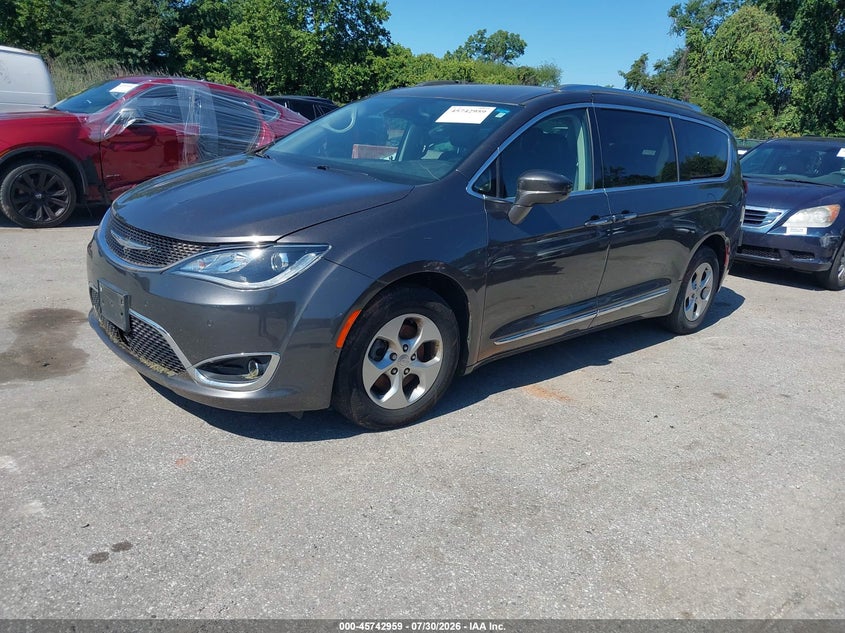 Vin: 2c4rc1eg5hr727386, lot: 46241663, chrysler pacifica touring-l plus 20172