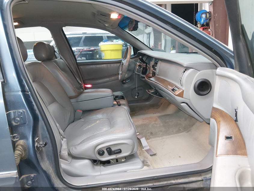 2001 BUICK PARK AVENUE auction photo 5
