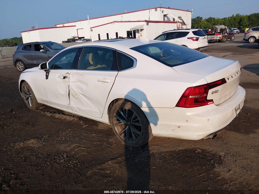 2018 VOLVO S90 auction photo 3